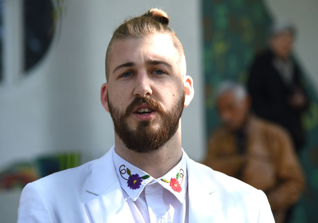 Бели одговорио Ђиласу: Драгане, само реците, зинуло ми је ду*е за твоје гласове и ја ћу повући кандидатуру